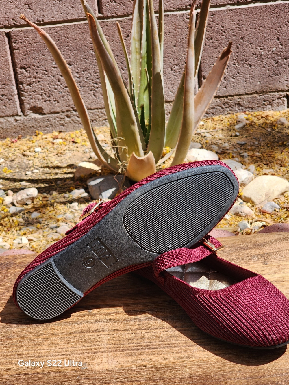 Mia Brita Mary Jane Burgundy Ribbed Knit Flats with Almond Toe Size 6 - Picture 9 of 9